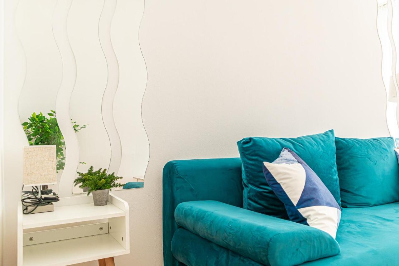 Elegant Haven: Stylish And Spacious 3br Appartement Vienne