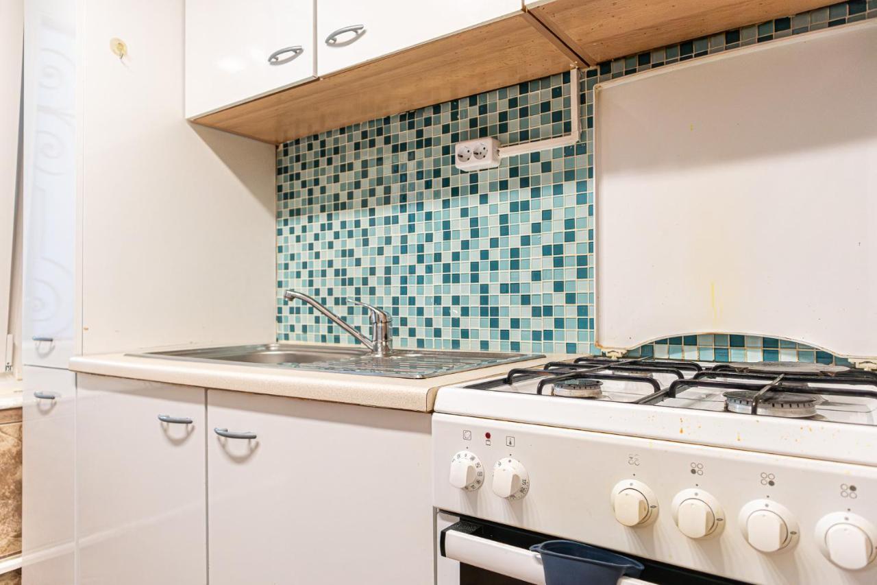 Elegant Haven: Stylish And Spacious 3br Appartement